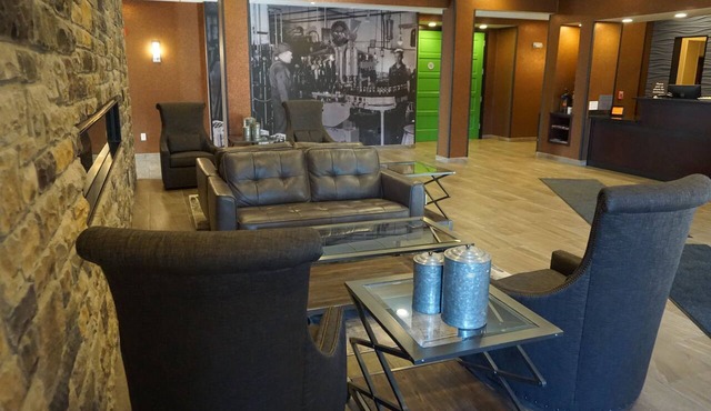 Cobblestone Hotel & Suites – Chippewa Falls in Chippewa Falls