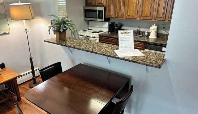 Comfy 2 BR Mid Term Apartment