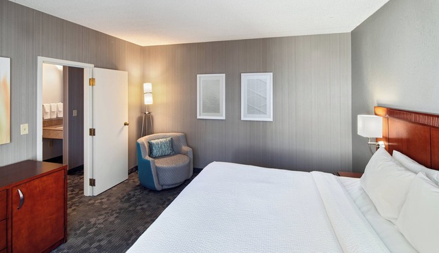 Courtyard by Marriott Cincinnati Blue Ash in Cincinnati