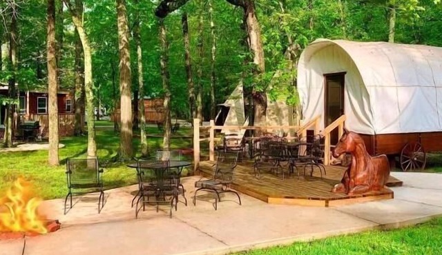 Covered Wagon - Feel the thrill of Glamping at it's best!