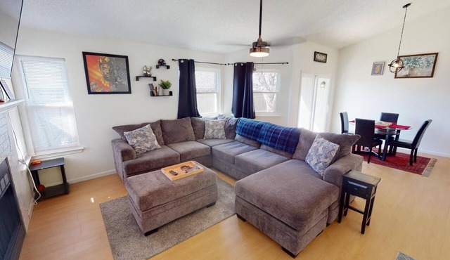 Cozy 3bd Southeast Austin - close to everything!