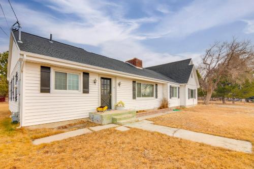 Cozy Mtn-View Retreat w/Yard: Near Hiking & Golf!