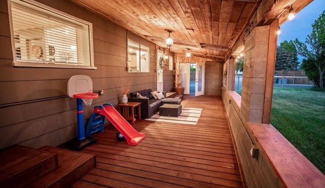 Cozy Pet-Friendly Cowboy House