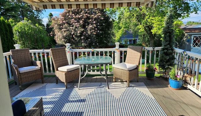 Cute private home in the heart of Yakima. Easy access to best city attractions.