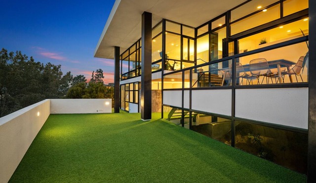 Del Mar Coastal Contemporary Masterpiece