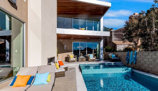 Del Mar Retreat w/Ocean Views, Outdoor Pool, Rooftop Deck, Near Beaches & Trails