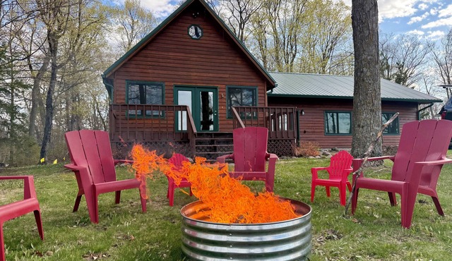 Dreamy Mille Lacs Cabin: Newly remodeled, Designed for Multi Families or Groups