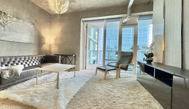East Village Condo - Near Petco Park Comic Com