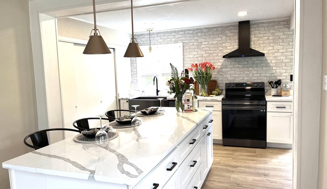 Enchanting Garden home, Close to Blue Bell and Ambler