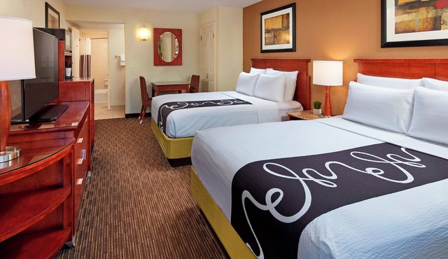 Everything You Need For The Perfect Vacation - Two Family Ready Stays