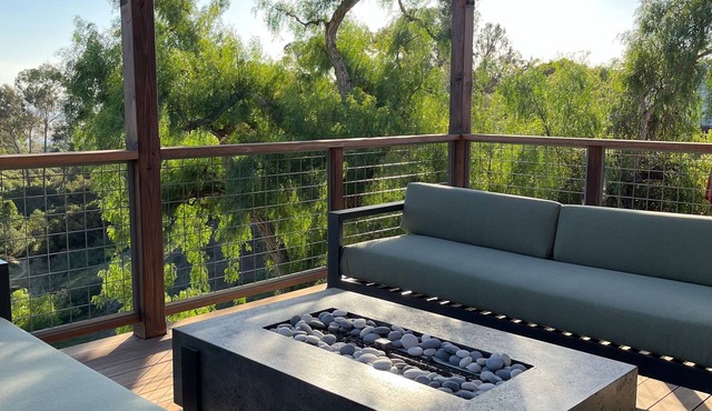 Excellent location - Historic neighborhood - Canyon/bay view - Lovely home