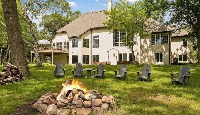Executive Home with spacious 5-bedroom in Stillwater with sauna, WiFi, & nature