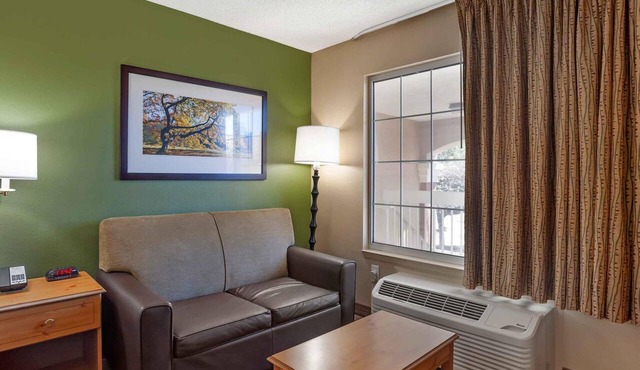 Extended Stay America San Diego - Sorrento Mesa