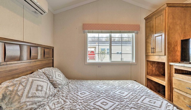 Fast NYC Escape | Pocono Cabin & Suite