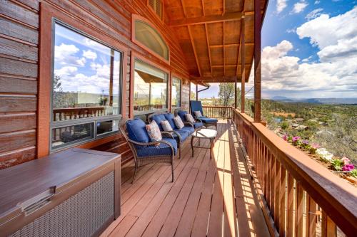Fire Pit & Views: ‘Falconcrest’ Cottage in Payson! in Payson