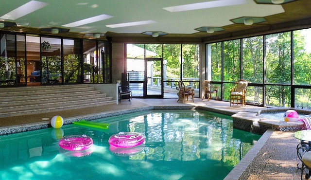 Franklin River Estate Highlands-Franklin-INDOOR POOL ! in Franklin