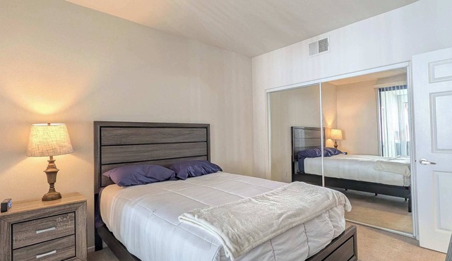 Fully Furnished 1BR in Misson Valley w/Parking