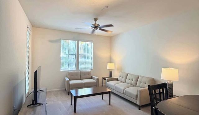 Fully Furnished 1BR in Misson Valley w/Parking