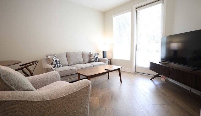 Fully Furnished 1BR San Diego w/Wi-Fi Parking