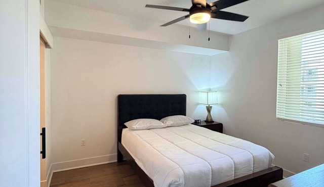 Fully Furnished 1BR San Diego w/Wi-Fi Parking