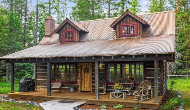 G-Bar-N Ranch Hudson’s Bay Log Home