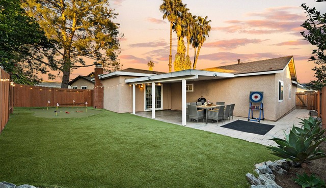 Gate Yard, Garage, Golf, 4-Bed, Mira Mesa