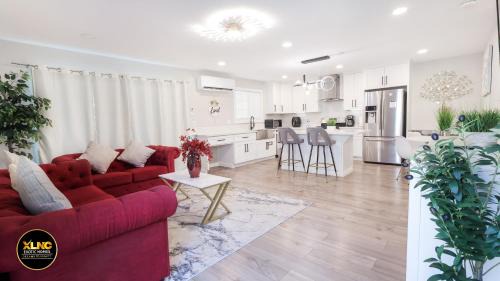 Gillespie 2bed 1 bath 1063 by SD Stay