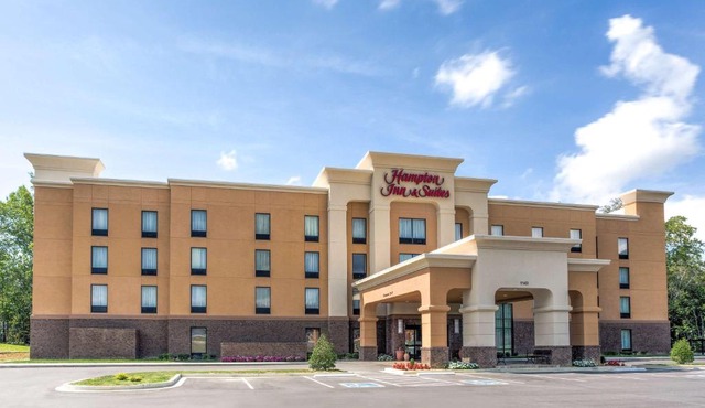 Hampton Inn & Suites Manchester, TN