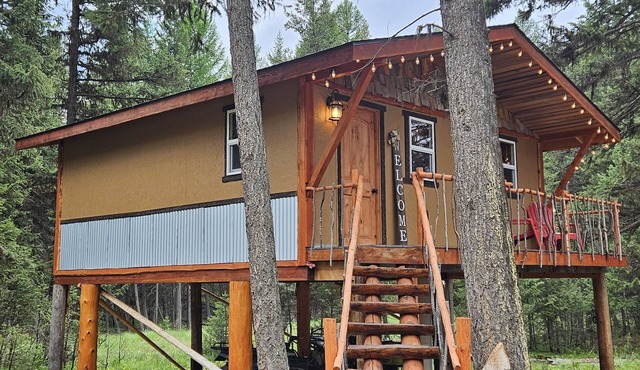 Happy Trails Treehouse