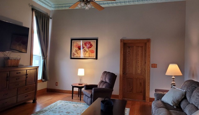 Haven Point is Spacious and Great for Families. 2nd floor apartment. in Strawberry Point