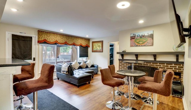 'Hidden Paradise' on 5 Acres w/Hot Tub & Deck!
