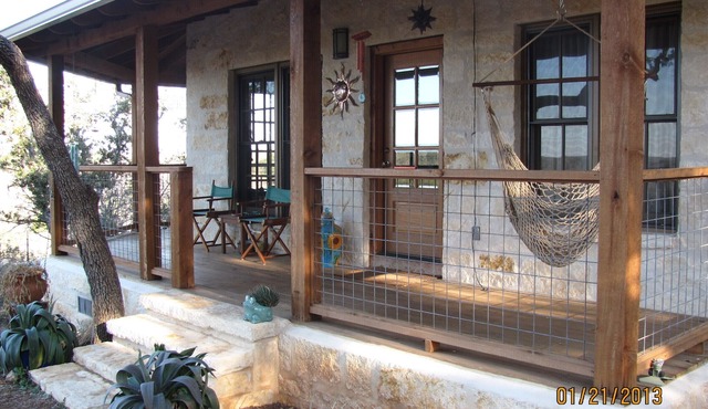 Hill Country getaway - Next to Hamilton Pool