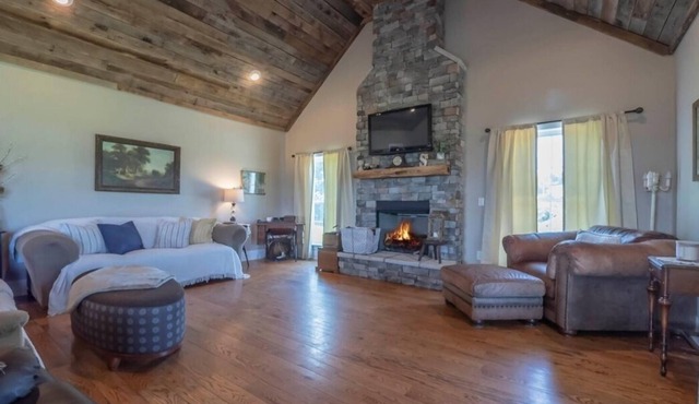 Hilltop Country Farmhouse