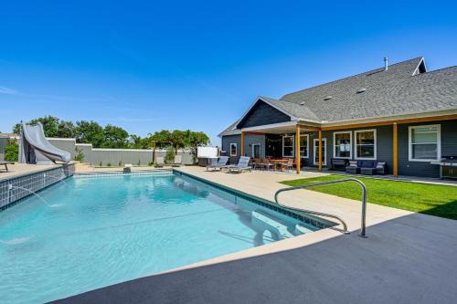 Hot Tub & Seasonal Pool: Remarkable Yakima Getaway