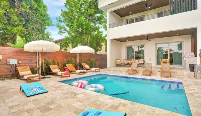 HTD Pool-Jacuzzi-BBQ-Games-Near Las Olas 1