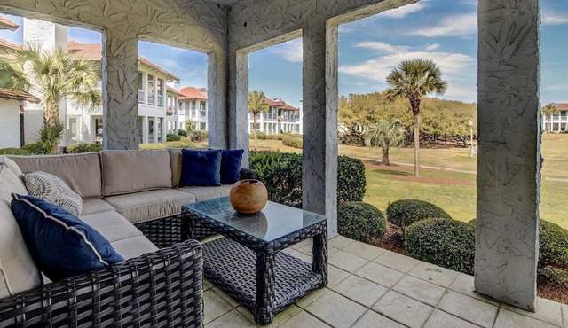 Impressive Beach Close Villa in Georgetown, South Carolina