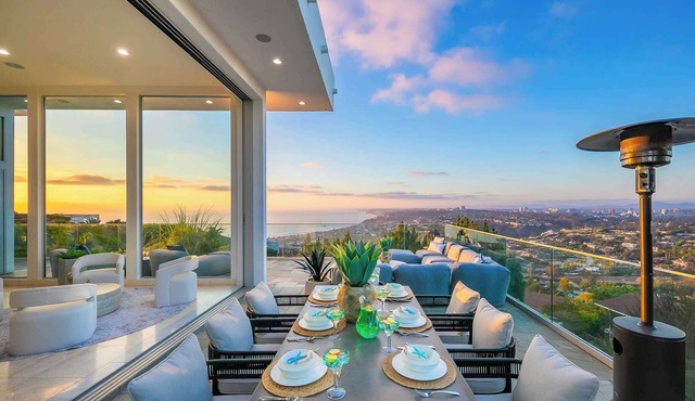 La Jolla Luxury Retreat - Ocean Views, Pool & Spa
