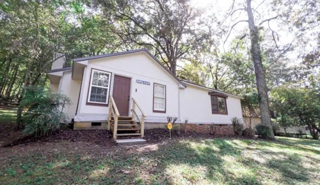 Lake Lodge - 2 bed/2 bath Cabin