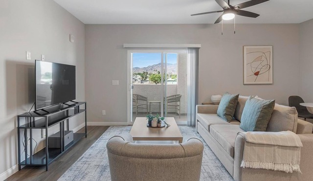 Landing | Beautiful 1BD, Pool, Rooftop Lounge