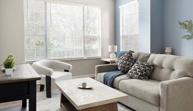 Landing | Incredible 1BD, Gym, Clubhouse
