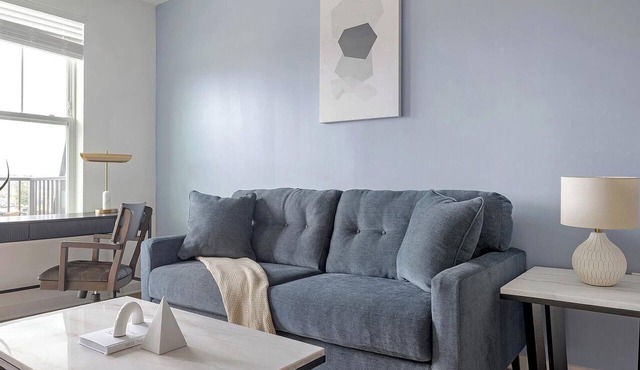 Landing | Modern 1BD, Clubhouse, Gym