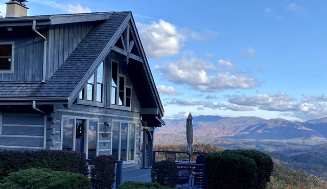 Little Blue Cabin in the Great Smoky Mountains