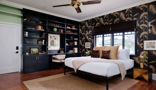 Lokelani Suite - Historic charm | Gardens oasis