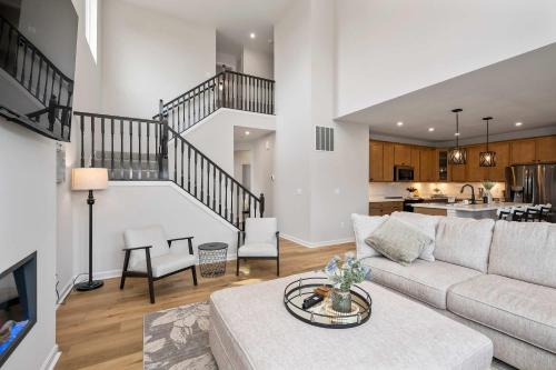 Lunar Haven - Gorgeous 5 BDR in Walton