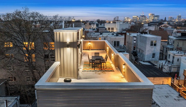 LUX 4BR/4.5 Bath with Roof Deck views and Steps to Subway