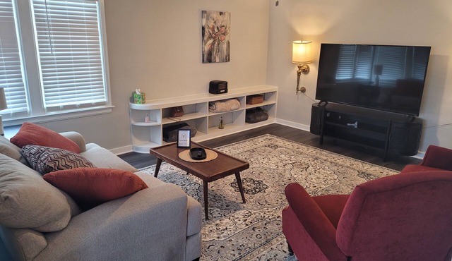 Mid-century Vintage Apartment