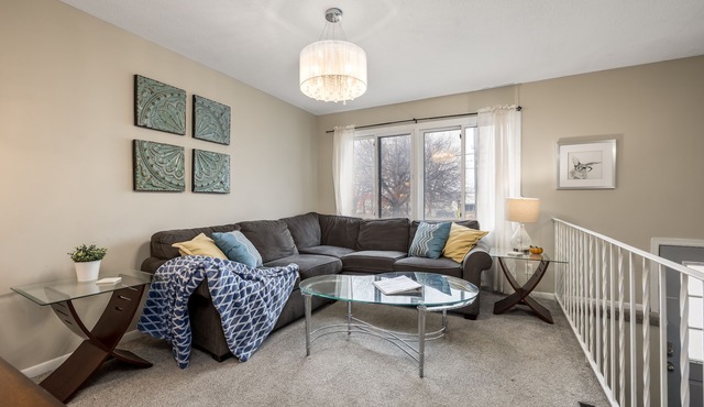 Midway 4BR Home Great for Groups & Families
