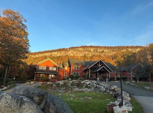 Minnewaska Lodge