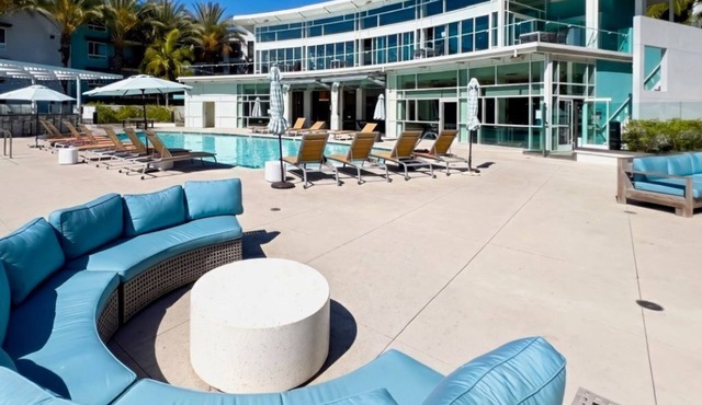 Modern 2BR San Diego Stay, Near Attractions, Downtown & Beaches