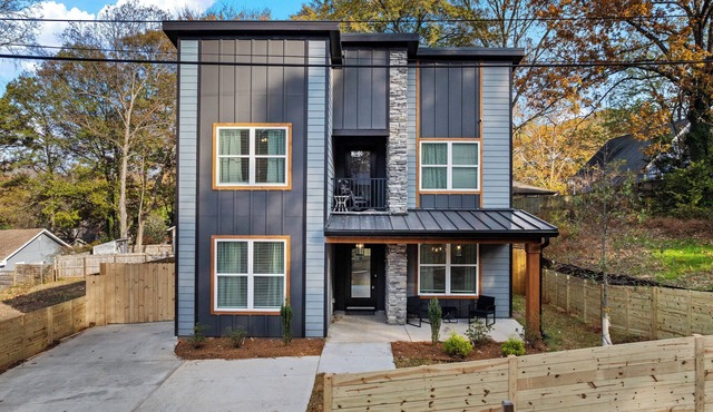 Modern Home Near Mercedes-Benz & Downtown ATL